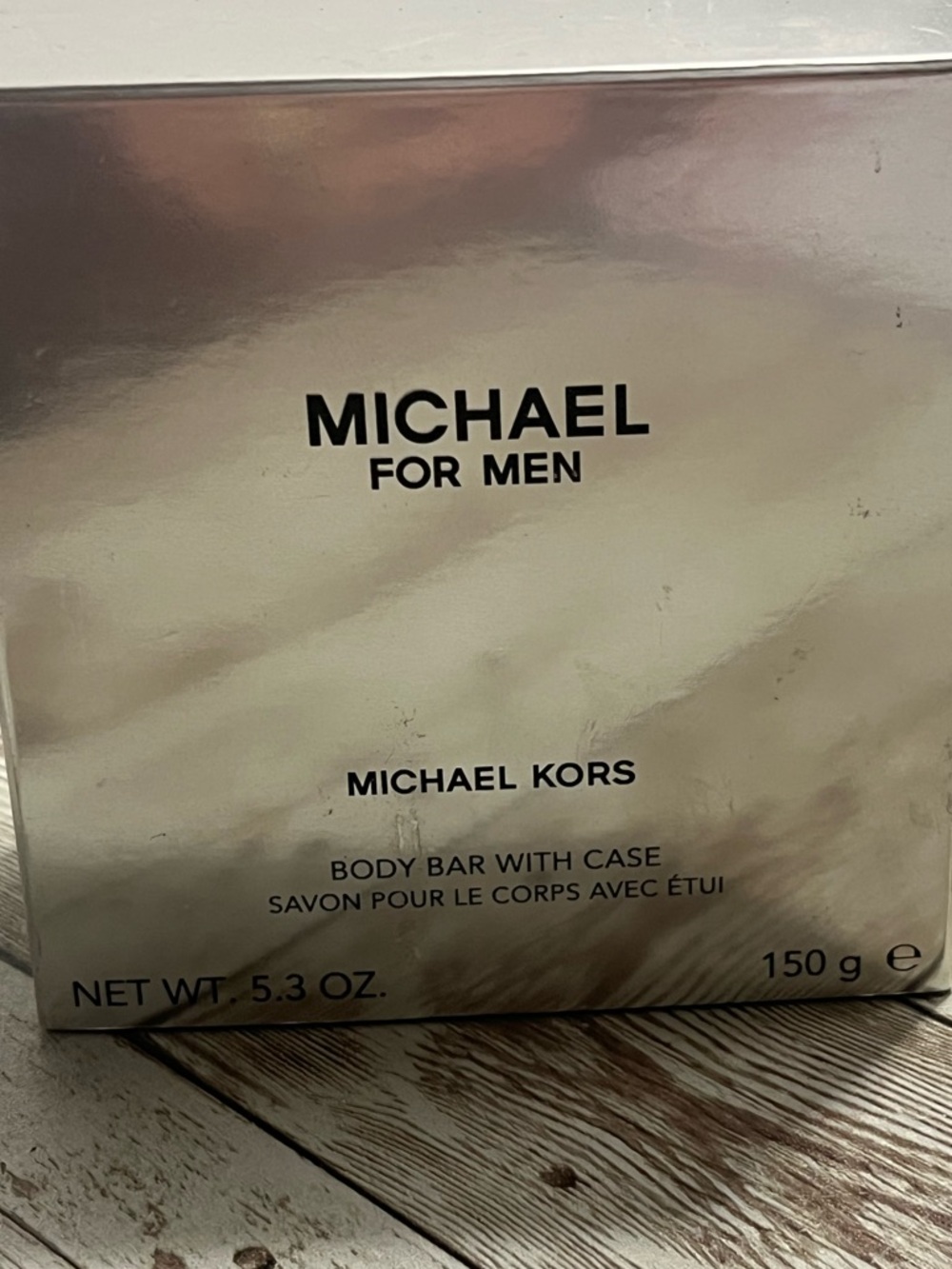 Michael by Michael Kors body bar